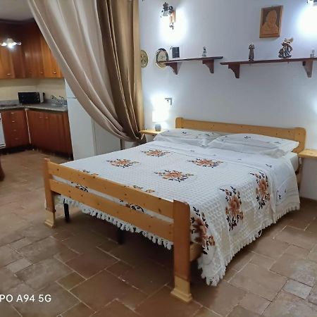 La Taverna Di Angela Амендолара Экстерьер фото